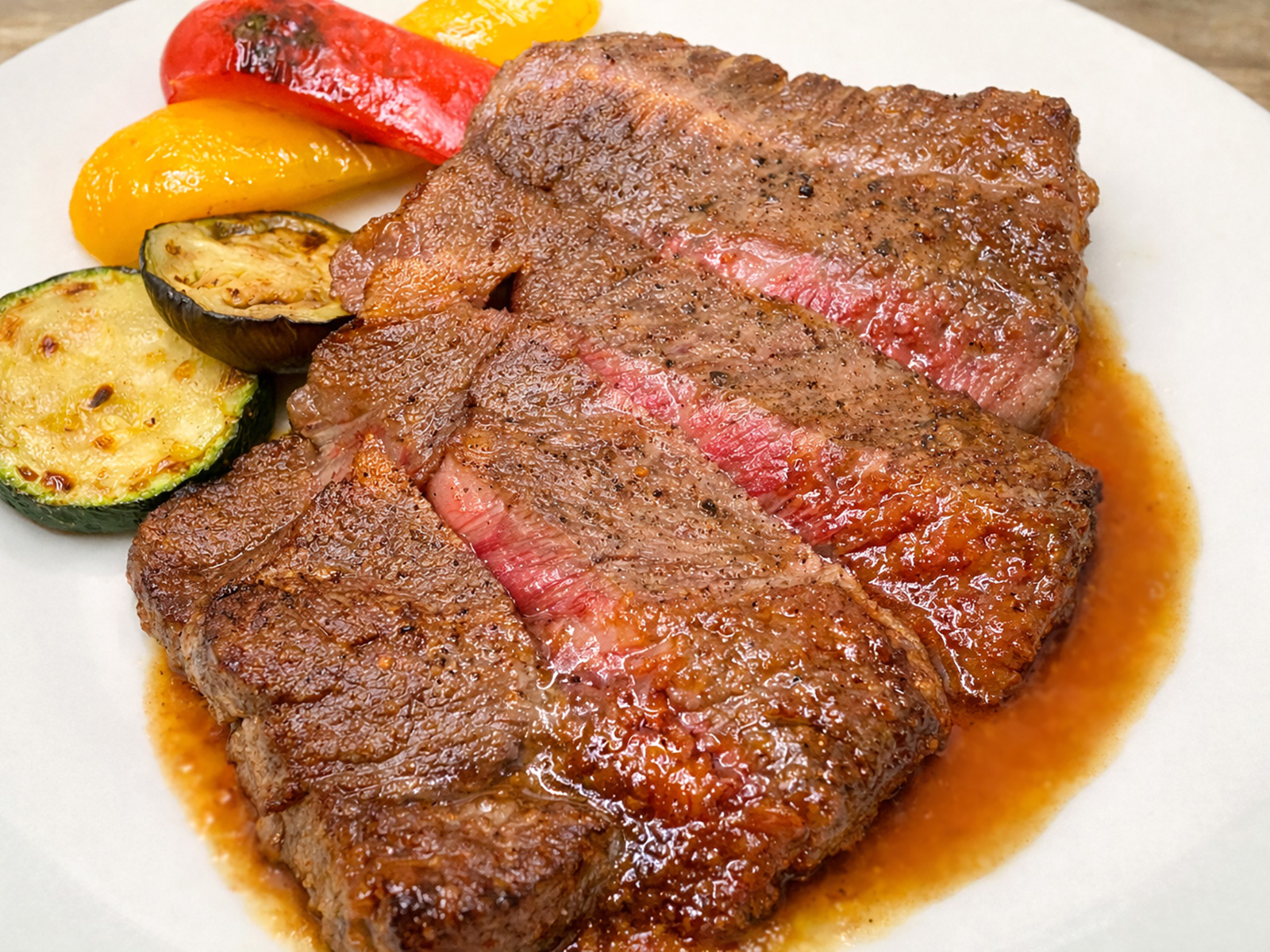 黒毛和牛ステーキ